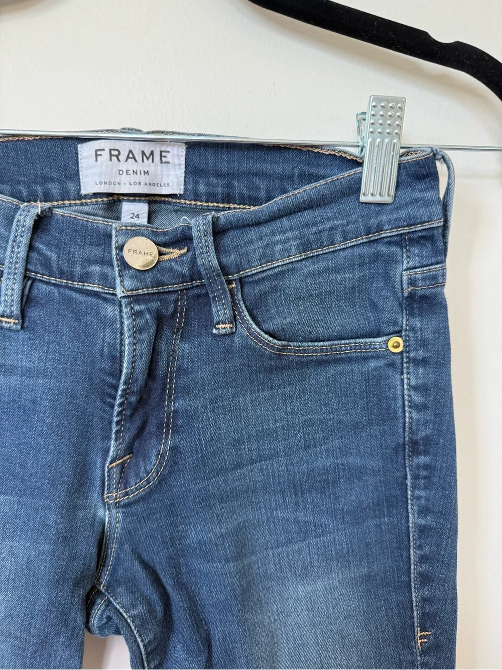 FRAME skinny jeans